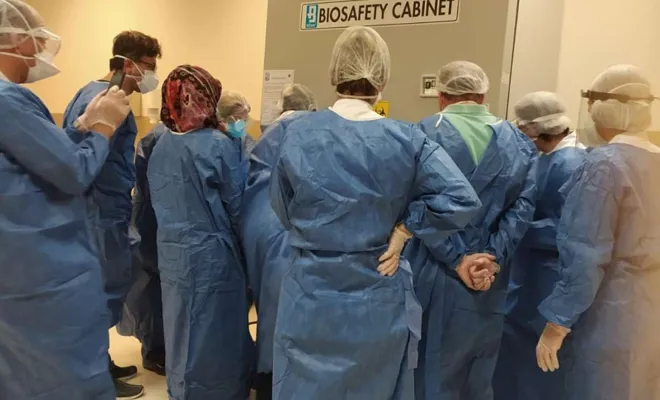 Elazığ'da Covid-19 tanı laboratuvarı hizmete girdi