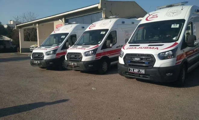 Elazığ’a 4 ambulans tahsis edildi 