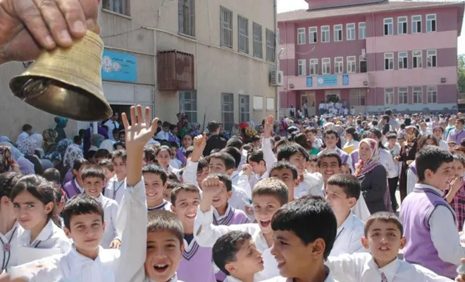 Kademeli yüz yüze eğitim yarın başlıyor  