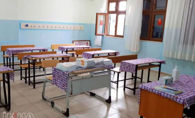 Palu'da ilk ve orta dereceli okullar yüz yüze eğitime başlıyor 