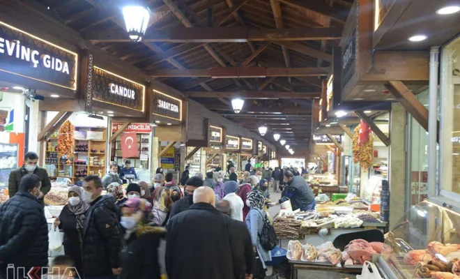 Ramazan ayının gelişiyle birlikte çarşı-pazarda haraketlilik başladı