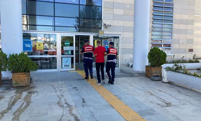Elazığ'da uyuşturucu suçundan aranma kaydı bulunan bir şahıs yakalandı 