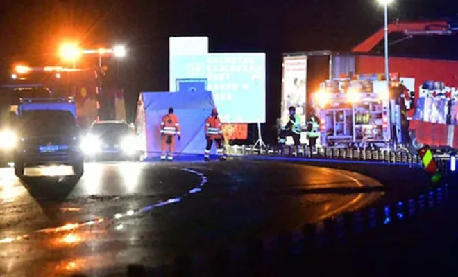 İslam karşıtı sözde karikatürist kazada yanarak öldü 