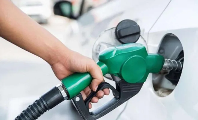 Motorine bu geceden itibaren zam yapıldı.