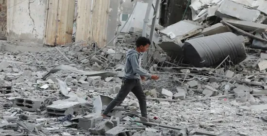 Siyonist işgalcilerden Beyrut'un merkezine hava saldırısı