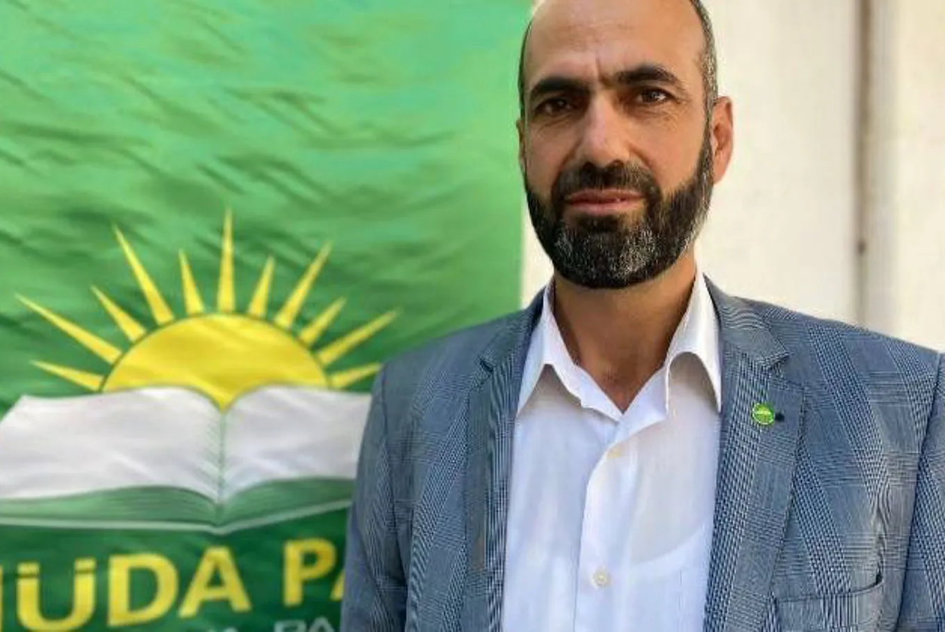 Umut Kervanı Vakfı'ndan yüzlerce aileye kurban eti