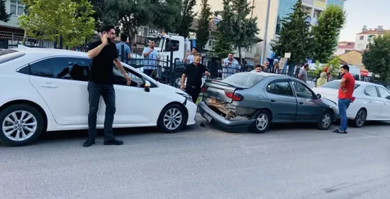 HÜDA PAR’dan Koruyucu Aile Sistemine Sert Tepki